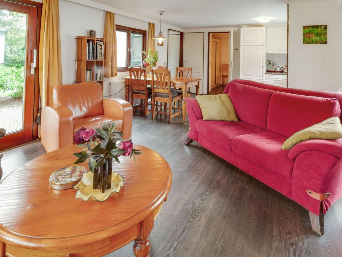 Tasteful Chalet Near Ommen For Family Stegeren Buitenkant foto