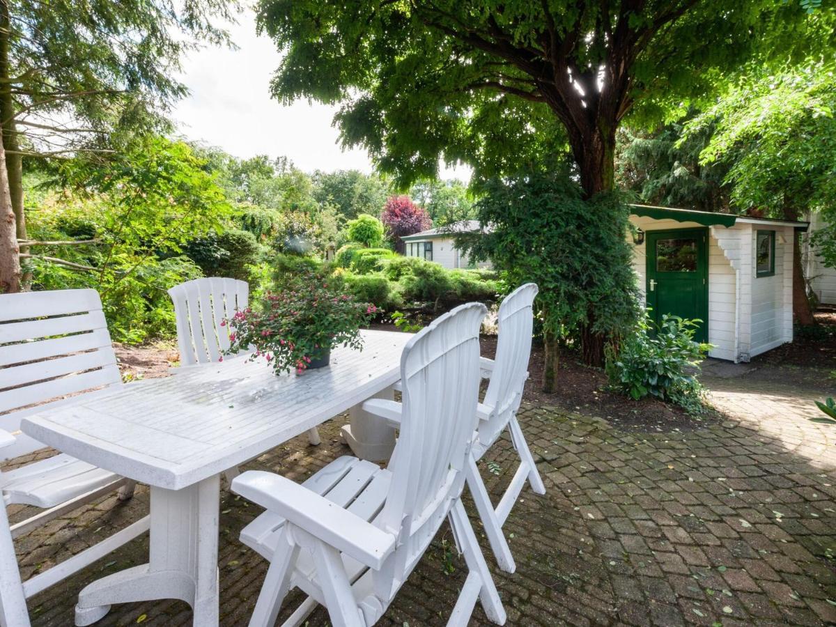 Tasteful Chalet Near Ommen For Family Stegeren Buitenkant foto