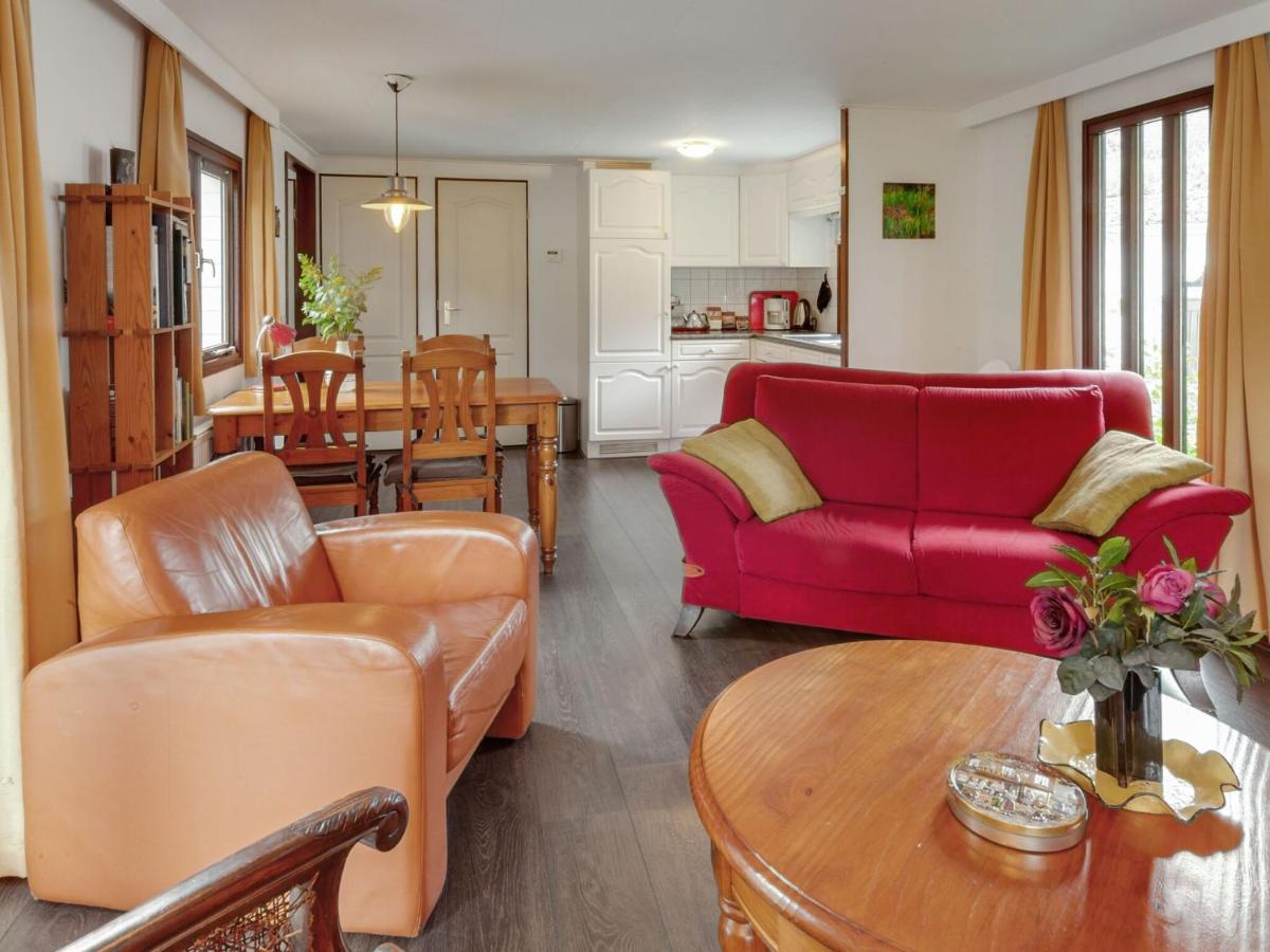 Tasteful Chalet Near Ommen For Family Stegeren Buitenkant foto